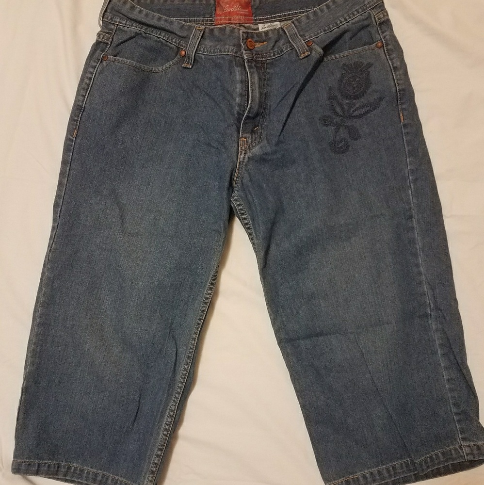 Levi jeans